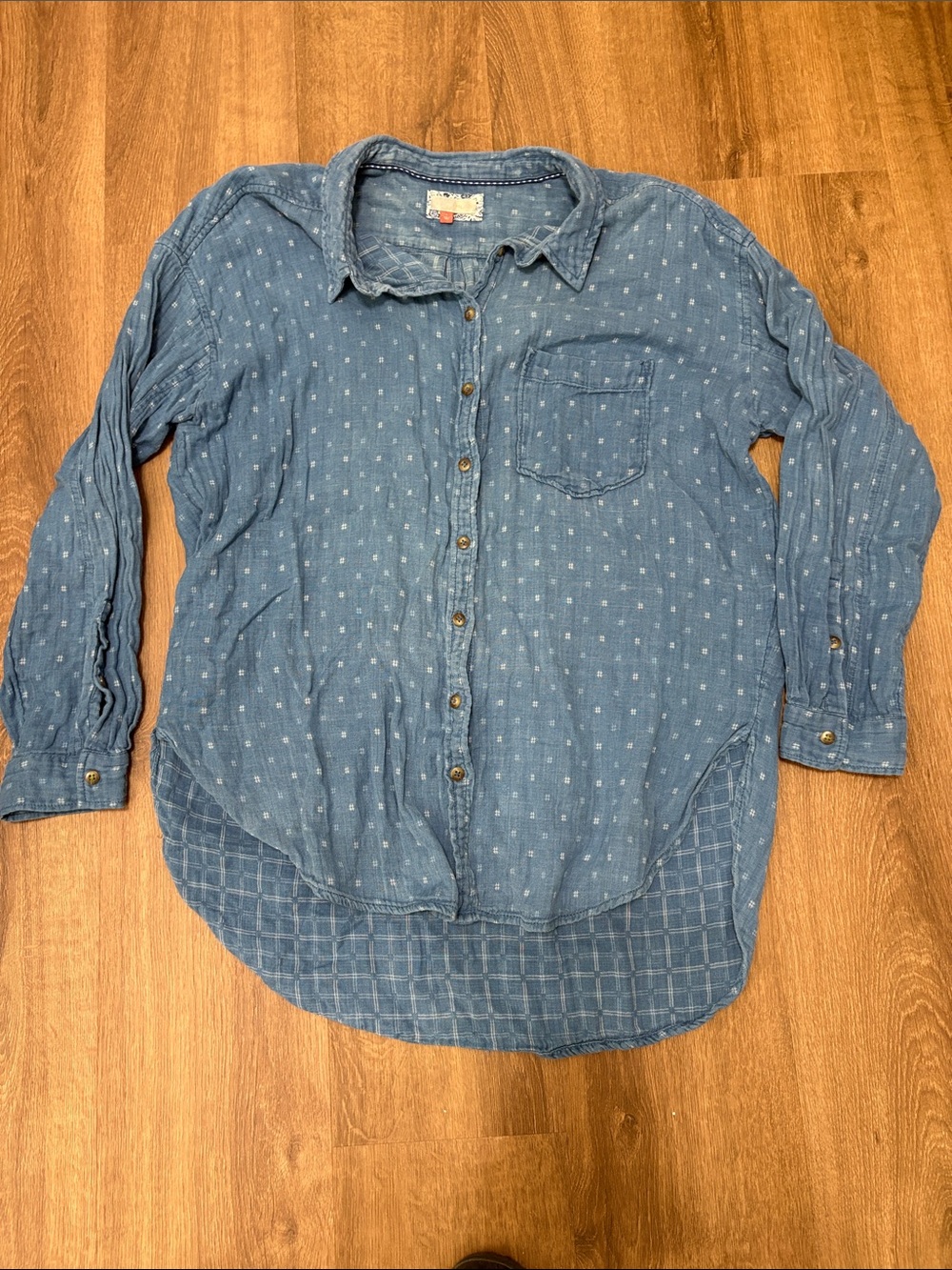 Pilcro by Anthropologie Blue Button-Up Shirt Suze Large